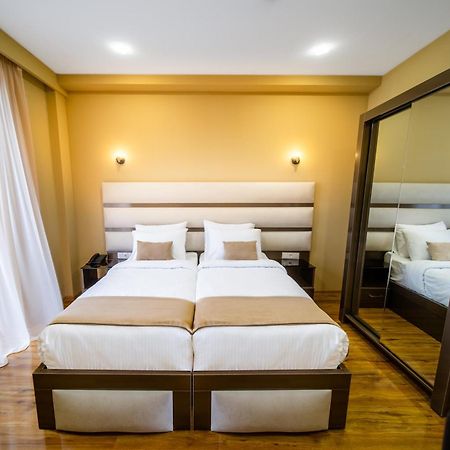 Hotel Residence Plaza Tbilisi Cameră foto