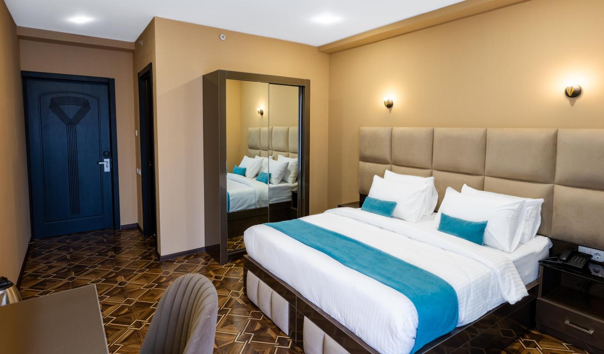 Hotel Residence Plaza Tbilisi Cameră foto